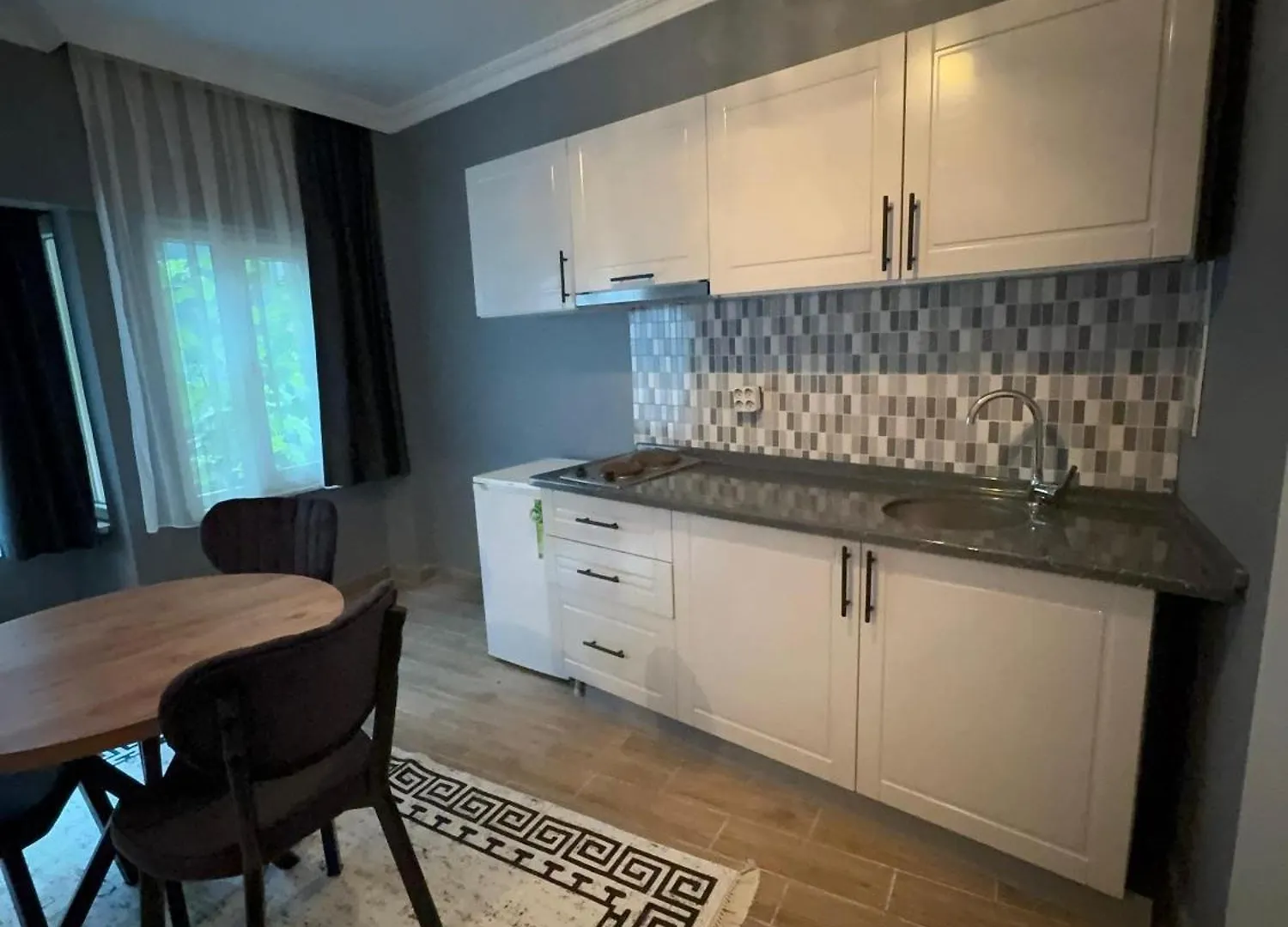 Cenova Suite Hotel اسطنبول 2*,  تركيا
